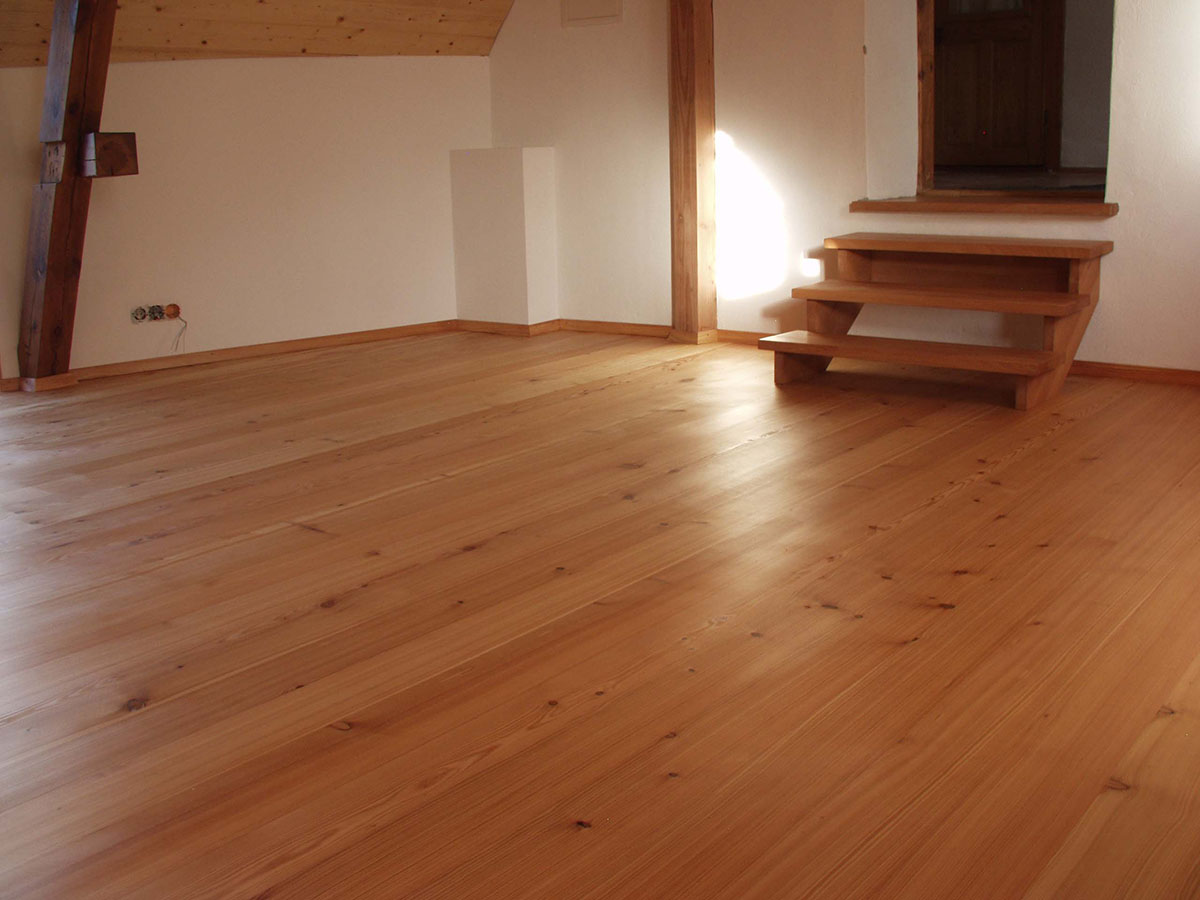 Holzboden und Parkett Verlegung und Sanierung b.a.u.m.-natur Tischlerei