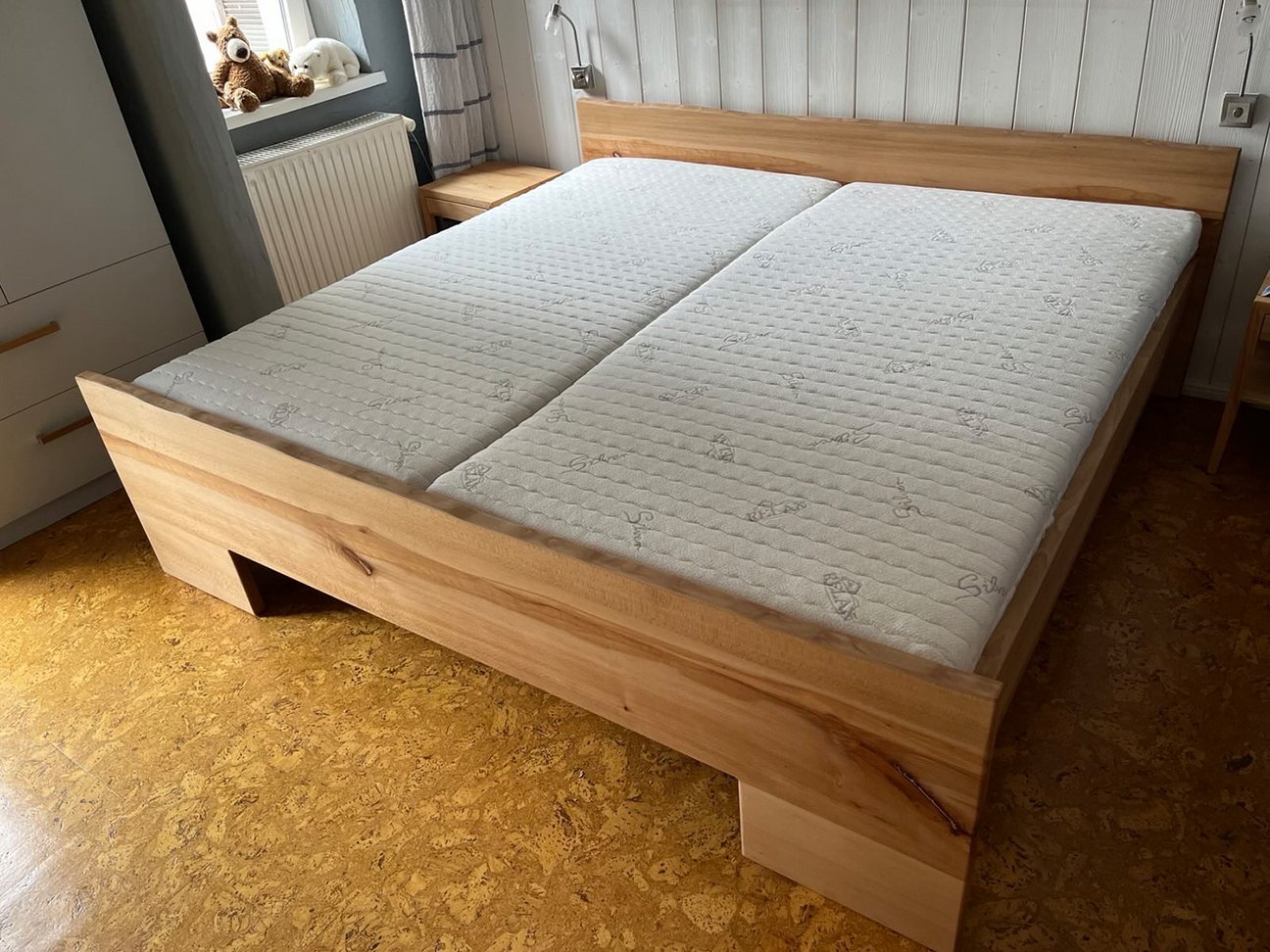 Massivholzbett Laluna aus massivem Kernbuchenholz